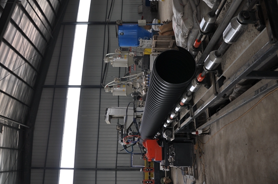 鋼帶增強(qiáng)聚乙烯（PE）螺旋波紋管 設(shè)備 (1)